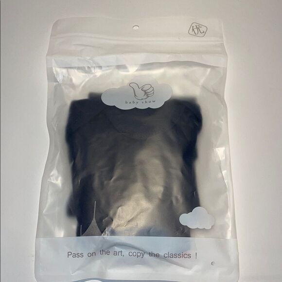 Two baby hats and an unopened baby onesie - Picture 3 of 6